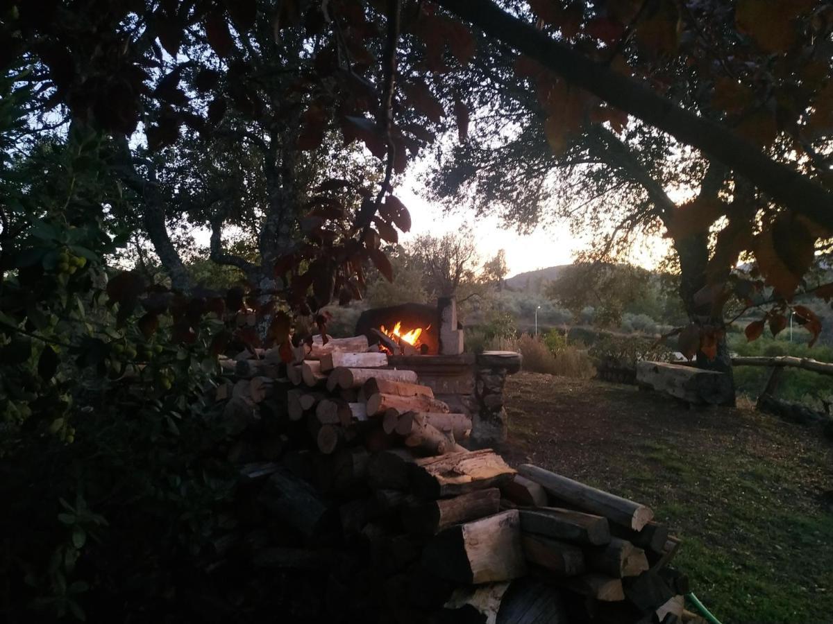 La Simona Casa Rural Perales del Puerto Dış mekan fotoğraf